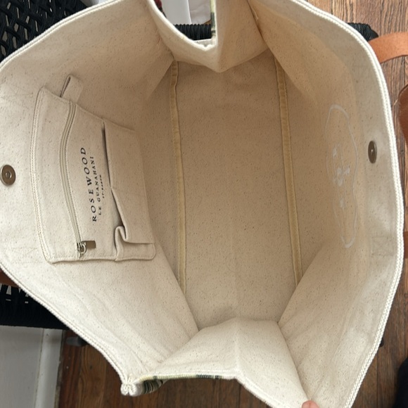 Canvas and Leather Tropical Tote Branded Rosewood Le Guanahani St Barth - Picture 9 of 10